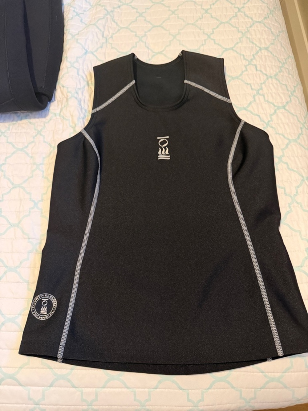 Fourth element Neoprene Black Sleeveless